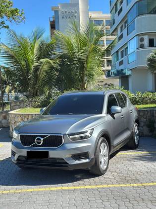 VOLVO XC40 2.0 T4 GASOLINA GEARTRONIC VOLVO XC40 2.0 T4 GASOLINA GEARTRONIC